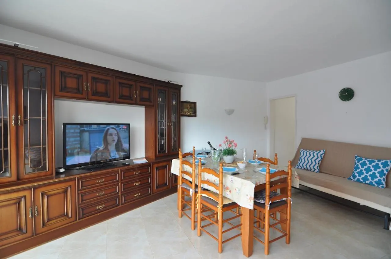 Rnet - Sandra II C9 - Santa Margarita Roses Costa Brava 0*,  Spain